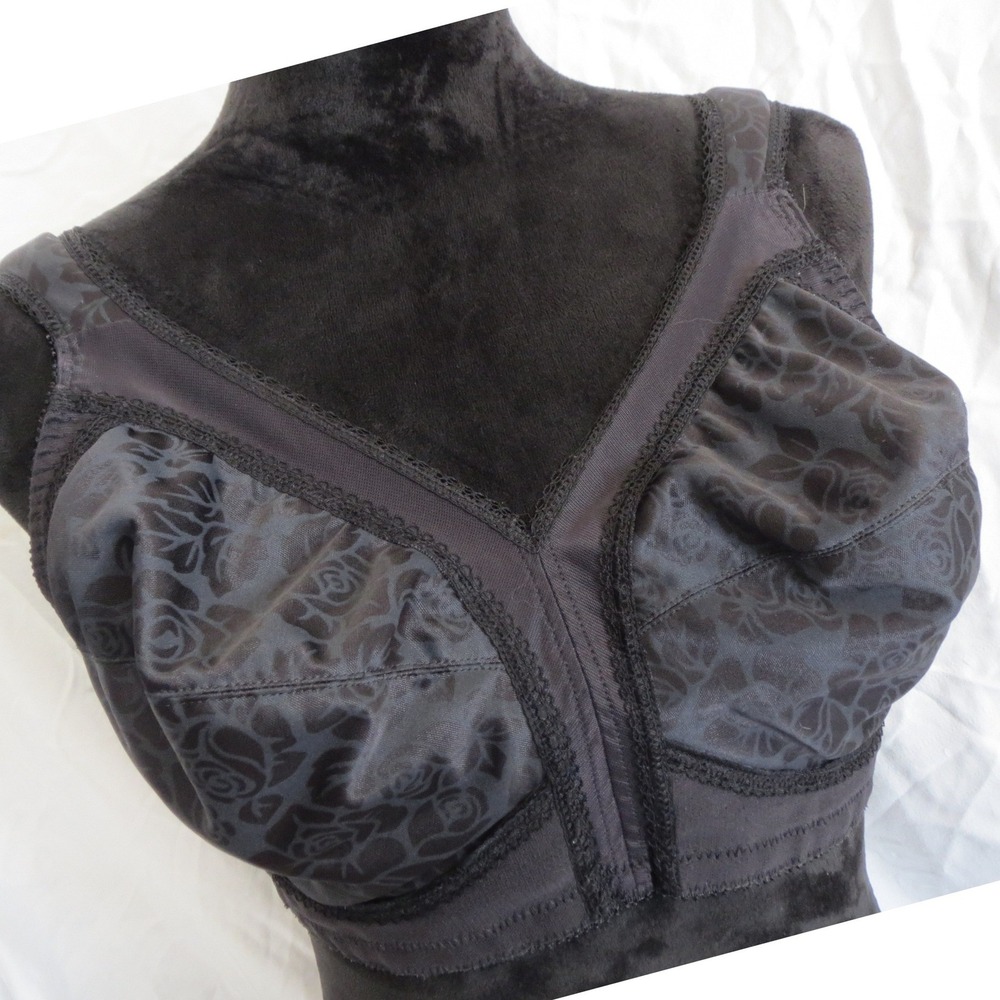 Women's Playtex 18 Hour Ultimate Shoulder Comfort Bra Black‎ Floral 38D